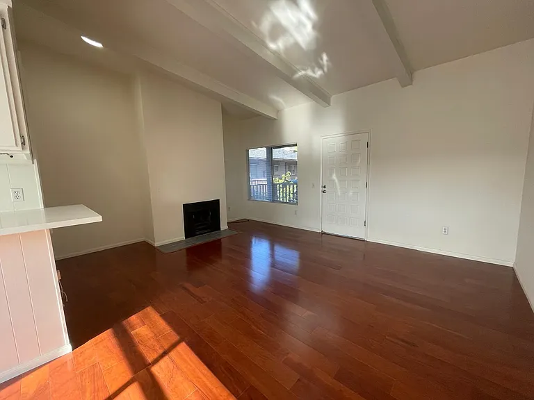 4430 Cleveland Ave #25 — Photo 6