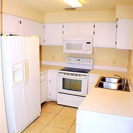 5th image of 1718 NE 7th Ter