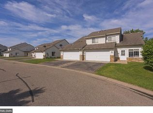 814 Swaps Dr, Shakopee, MN 55379