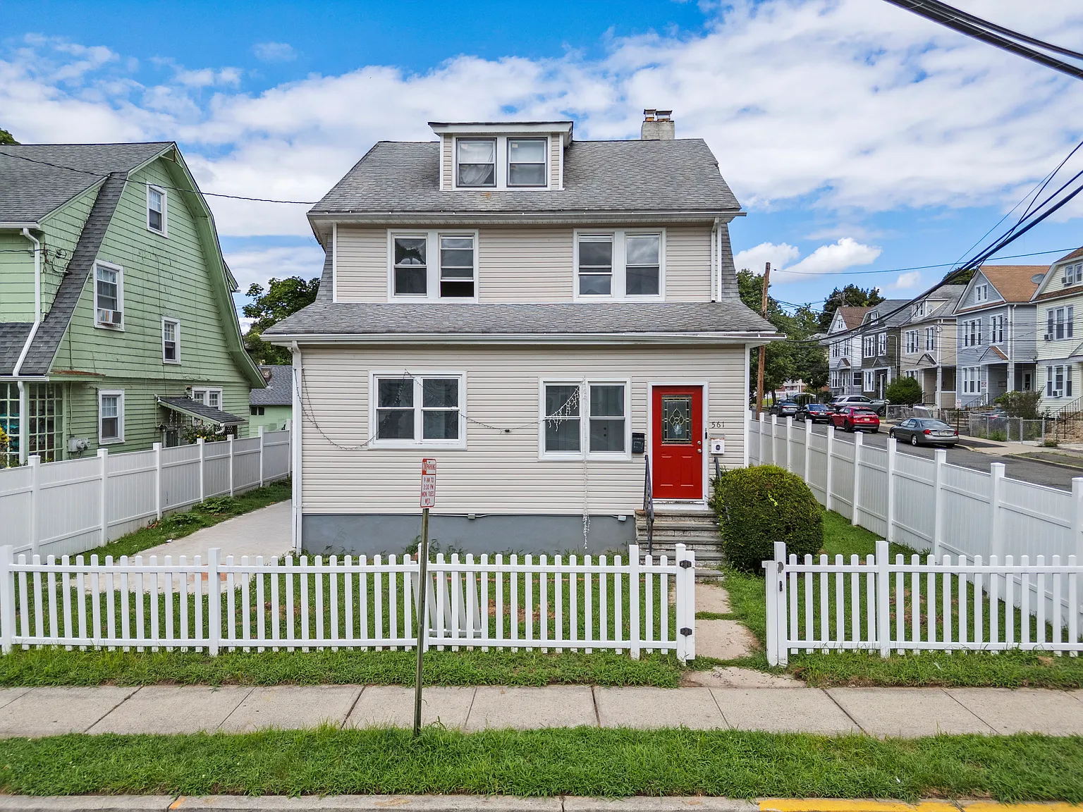 2 bed, 1400 sqft, $2,700 — Photo 3