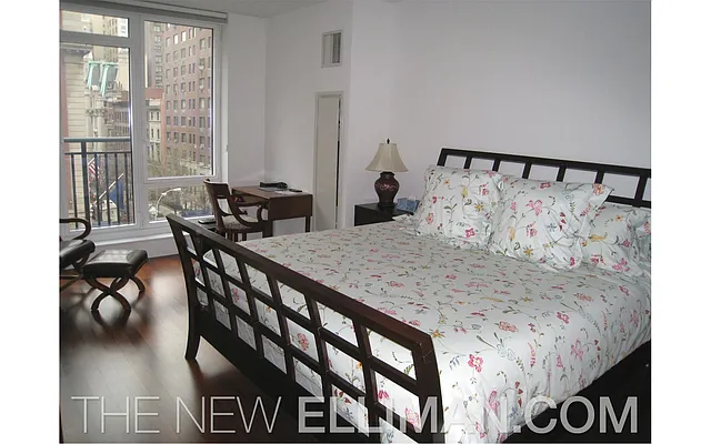 Rented by Douglas Elliman | media 7