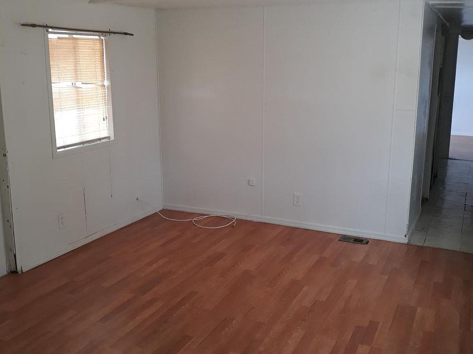 2nd image of 200 S Marshall St #7