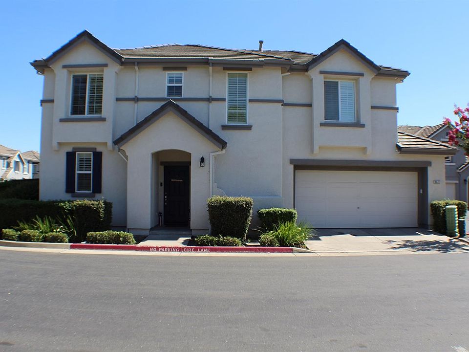 1st image of 8677 Cortina Cir
