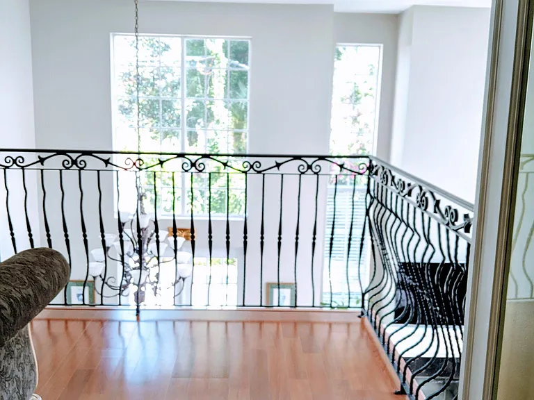 525 Melrose Ave — Photo 18