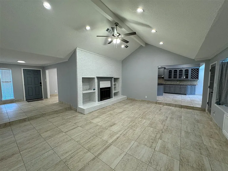 7910 Sands Point Dr — Photo 19