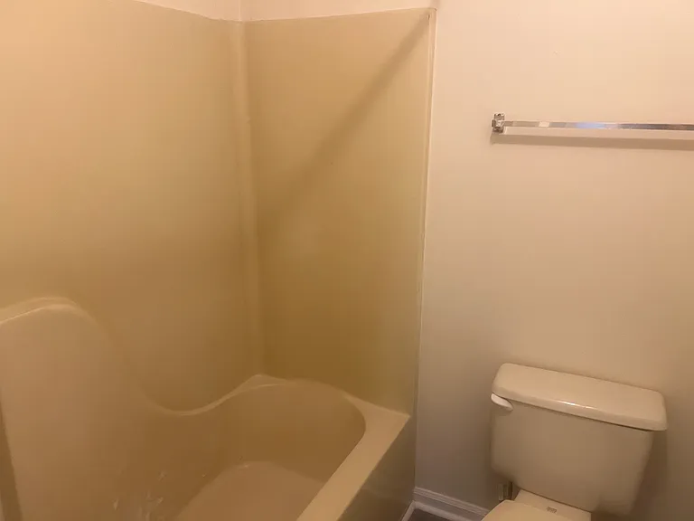 3260 Spring Hollow Ave — Photo 19