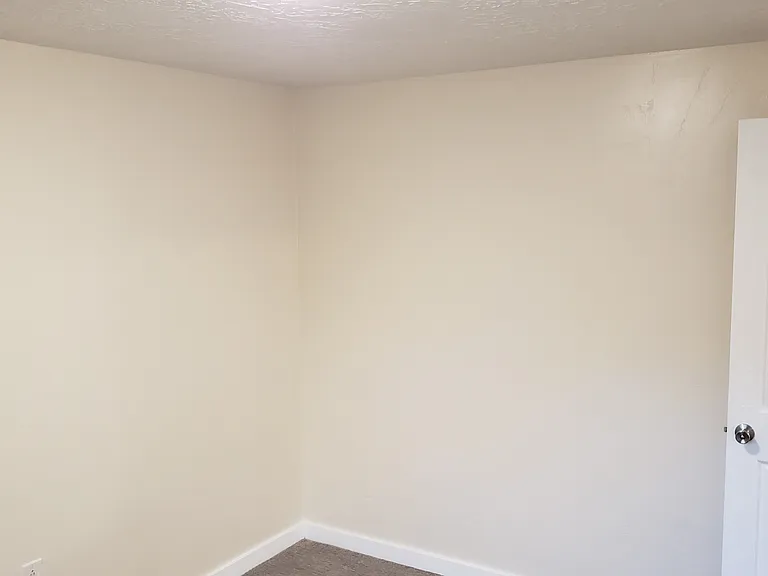 560 N 900 W #B — Photo 10
