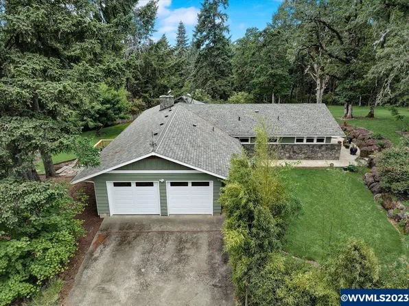 1545 James Howe Rd, Dallas, OR 97338