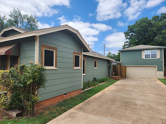 3rd image of 210 S Mockingbird Ln