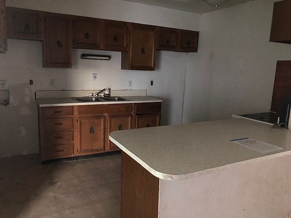 3rd image of 1002 N Greenwood Ave