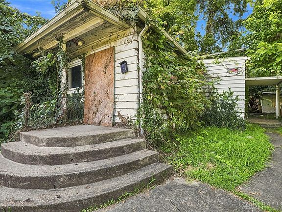 3rd image of 2019 Northern Ave