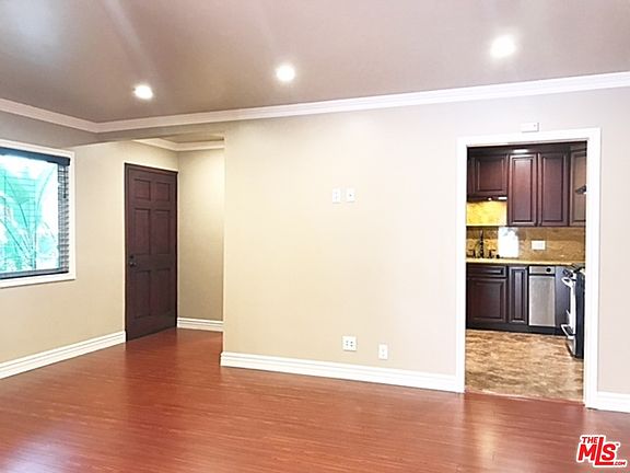 5th image of 624 N Toluca Park Dr APT A