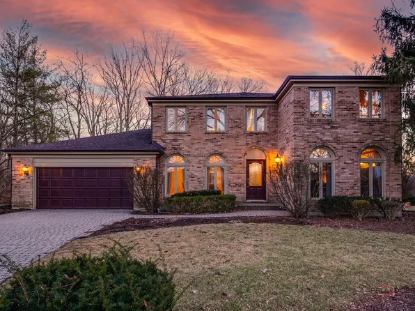 3 Exmoor Ln, Lincolnshire, IL 60069