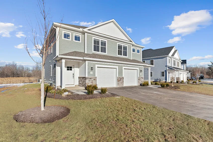 The Grand Meadows — Photo 3