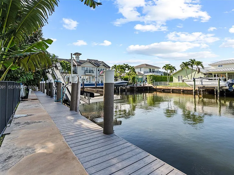 18 Eleuthera Dr — Photo 68