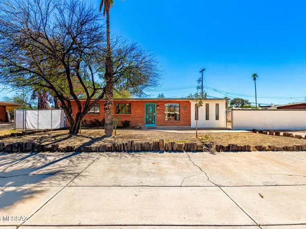 6426 E Calle Herculo, Tucson, AZ 85710