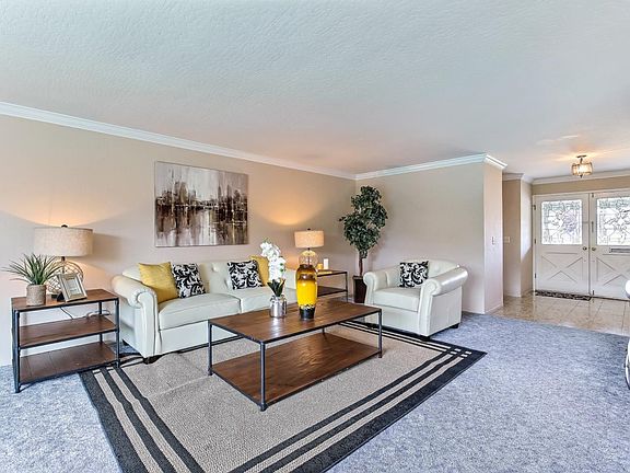 2nd image of 285 Moneta Way