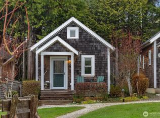 35 Beach Cabin Lane, Pacific Beach, WA 98571