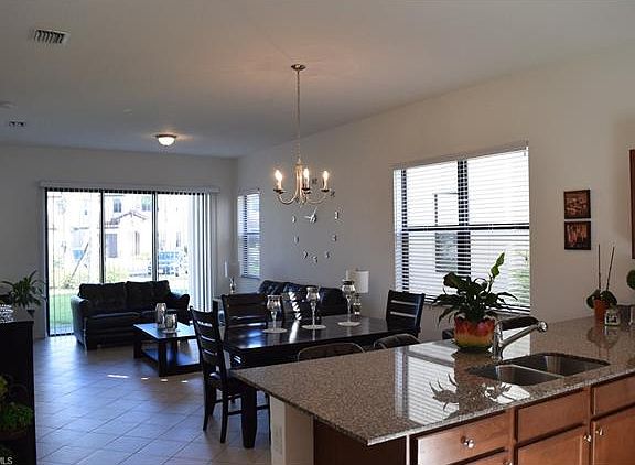 3rd image of 5427 Ferris Ave
