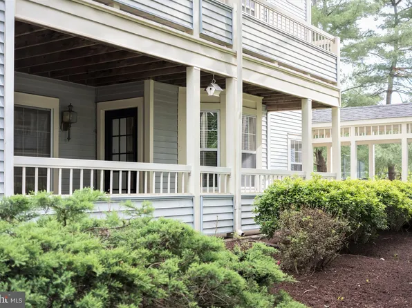 307 Trinity Ct #4-1004, Princeton, NJ 08540