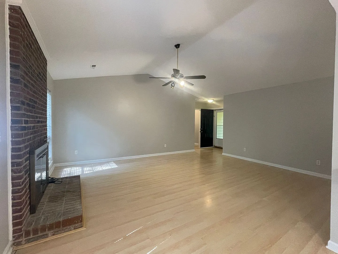 Charming 2BR Home in Huntersville — Photo 3
