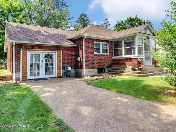 145 Leafy Greene St, Stroudsburg, PA 18360