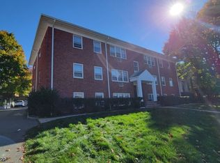 138 Roseland Ave APT 5, Caldwell, NJ 07006