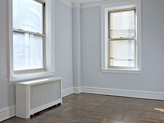 3rd image of 698 W End Ave APT 13E