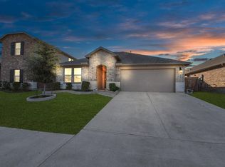 3947 Country Club Dr, Baytown, TX 77521