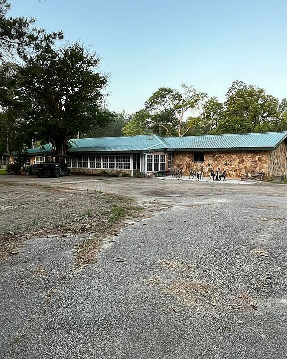 1st image of 127 Glover Rd