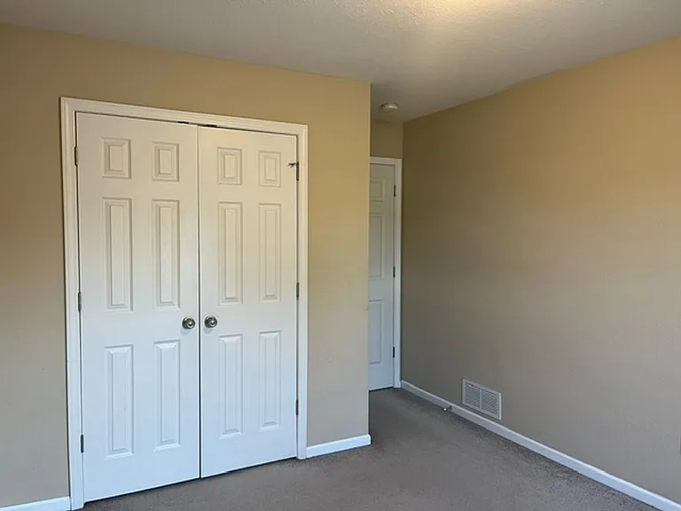 101 Amazon Dr — Photo 19