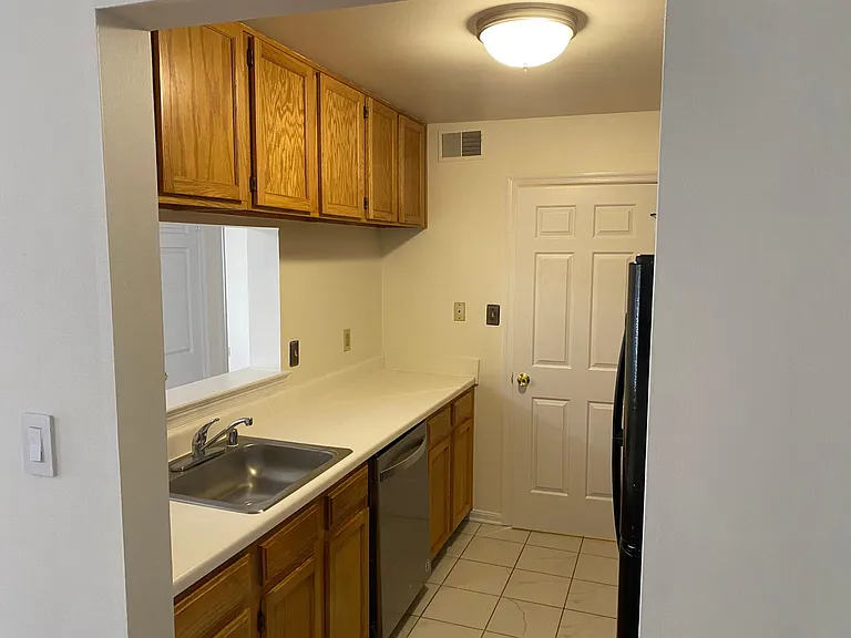 5700 Olde Mill Ct #147 — Photo 5