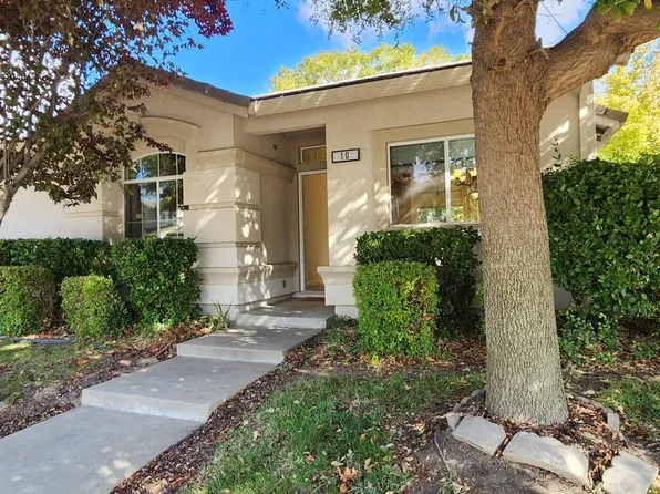 10 Penelope Ct, Roseville, CA 95678