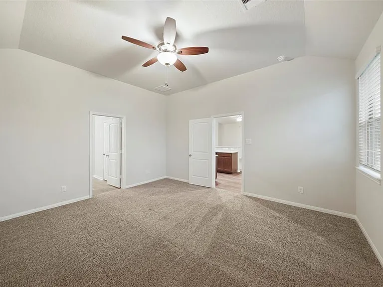 1147 Brahma Cir E — Photo 6