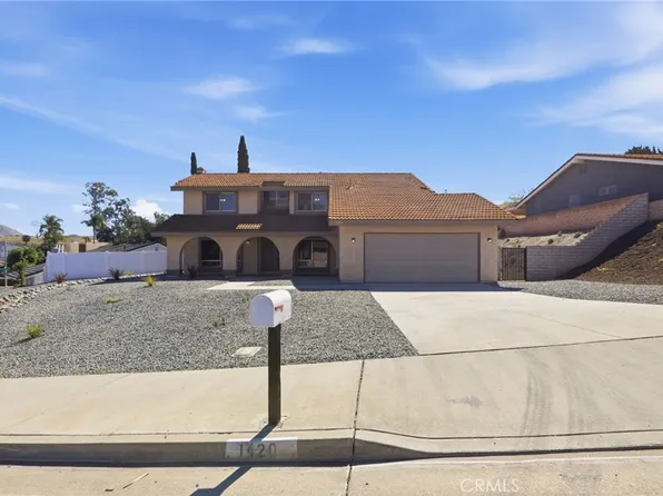 1420 Timberlane Dr, Riverside, CA 92506