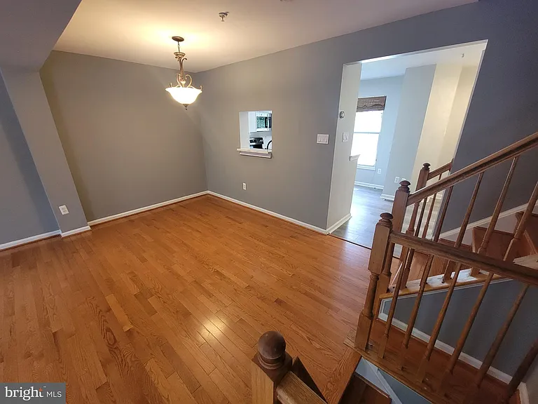 8702 Castlerock Ct — Photo 21