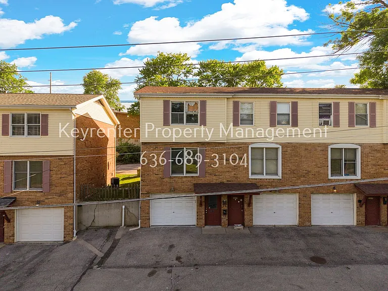 3313 Droste Rd — Photo 2
