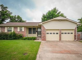 932 Stiver Dr, Midwest City, OK 73110