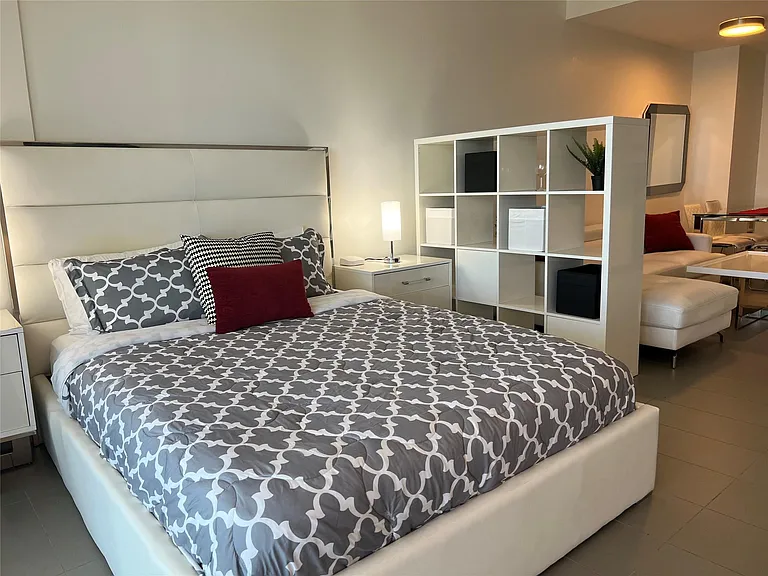 1600 NE 1st Ave #3704 — Photo 3