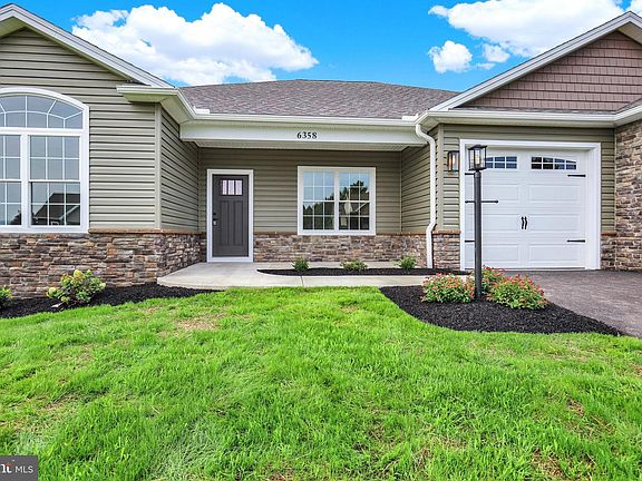 4th image of 6358 Saucon Valley Dr