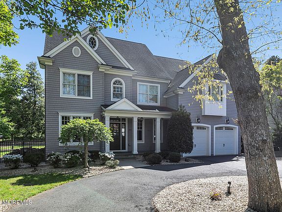 2nd image of 83 Silver Bay Road