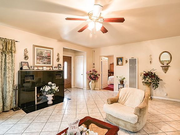 5th image of 8416 Cottonwood Ave