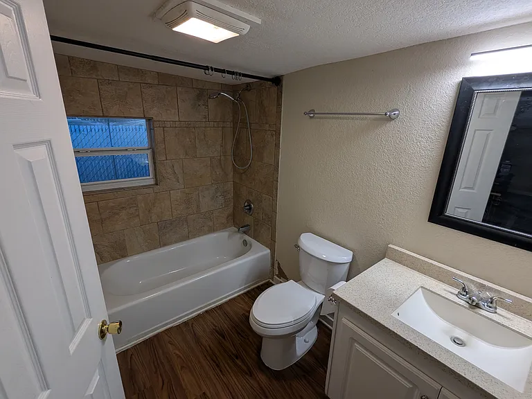 2919 Winter Lake Rd — Photo 5