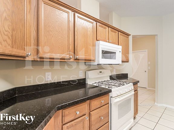 5th image of 3001 Cedar Glen Pl