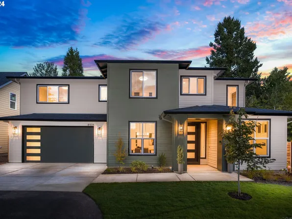 8934 SW Harmon Ln, Portland, OR 97225