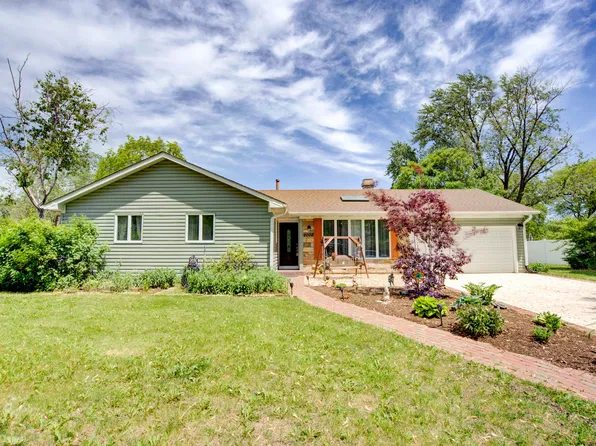 2006 Bristol Ct, Naperville, IL 60565