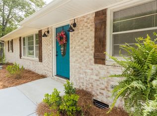 111 Colonial Ave, Lancaster, SC 29720