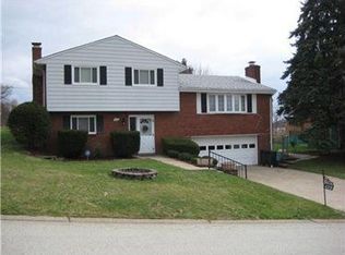 429 Gales Dr, Pittsburgh, PA