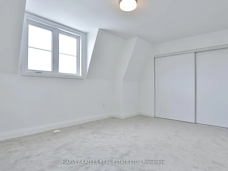 204 Atkinson Ave — Photo 32
