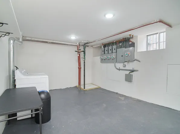 1069 Grant Avenue image 44 of 56